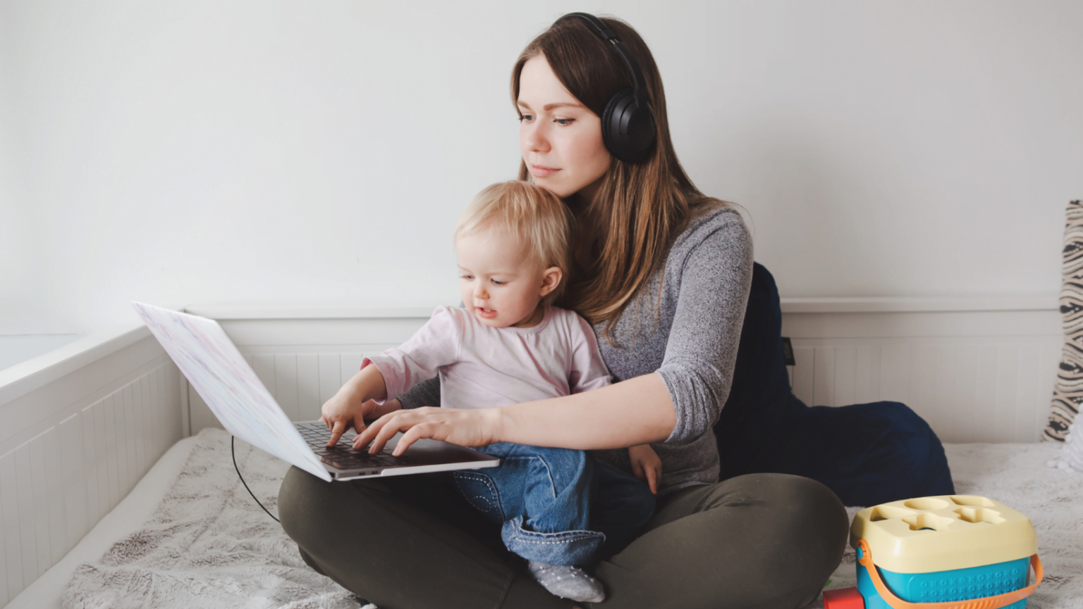 Dia das mães: edtechs oferecem bolsas de estudo 100% gratuitas para elas startup