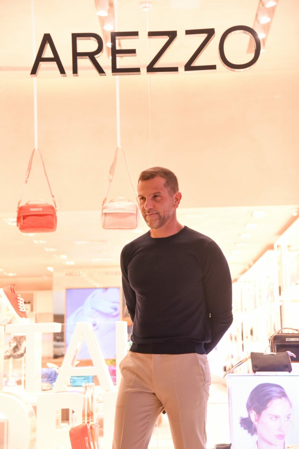 Arezzo lança fundo de corporate venture e adquire startup de moda circular