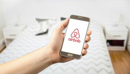 Devido à covid-19, Airbnb levanta US$ 1 bilhão para reforçar caixa