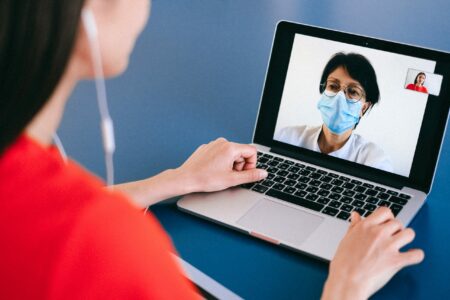 Complexo hospitalar privado se une à Salesforce e lança plataforma de conteúdo sobre covid-19
