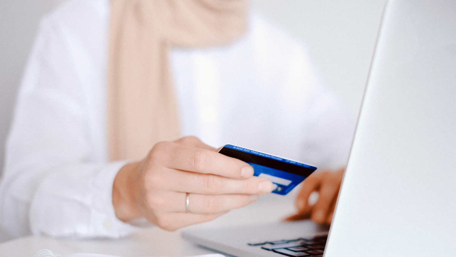 Quais são os principais problemas digitais enfrentados nas compras on-line? Quais são os principais problemas digitais enfrentados nas compras on-line?