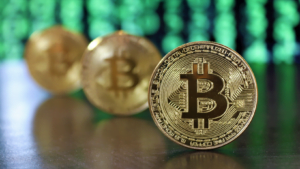 Bitcoin atinge marca histórica e supera bolsa brasileira