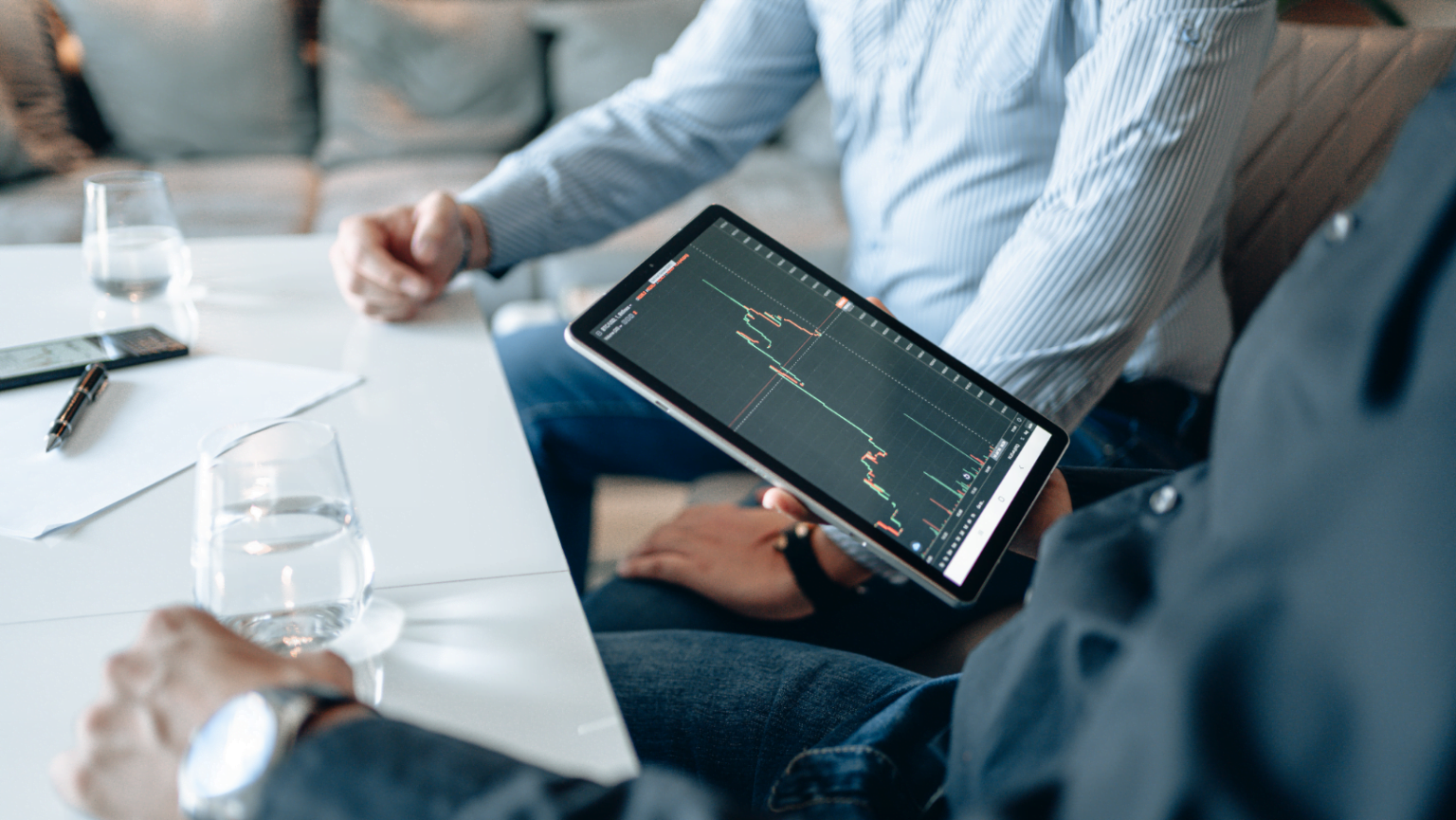Startup de soluções para governança corporativa recebe aporte de R$5,6 milhões Startup de soluções para governança corporativa recebe aporte de R$5,6 milhões