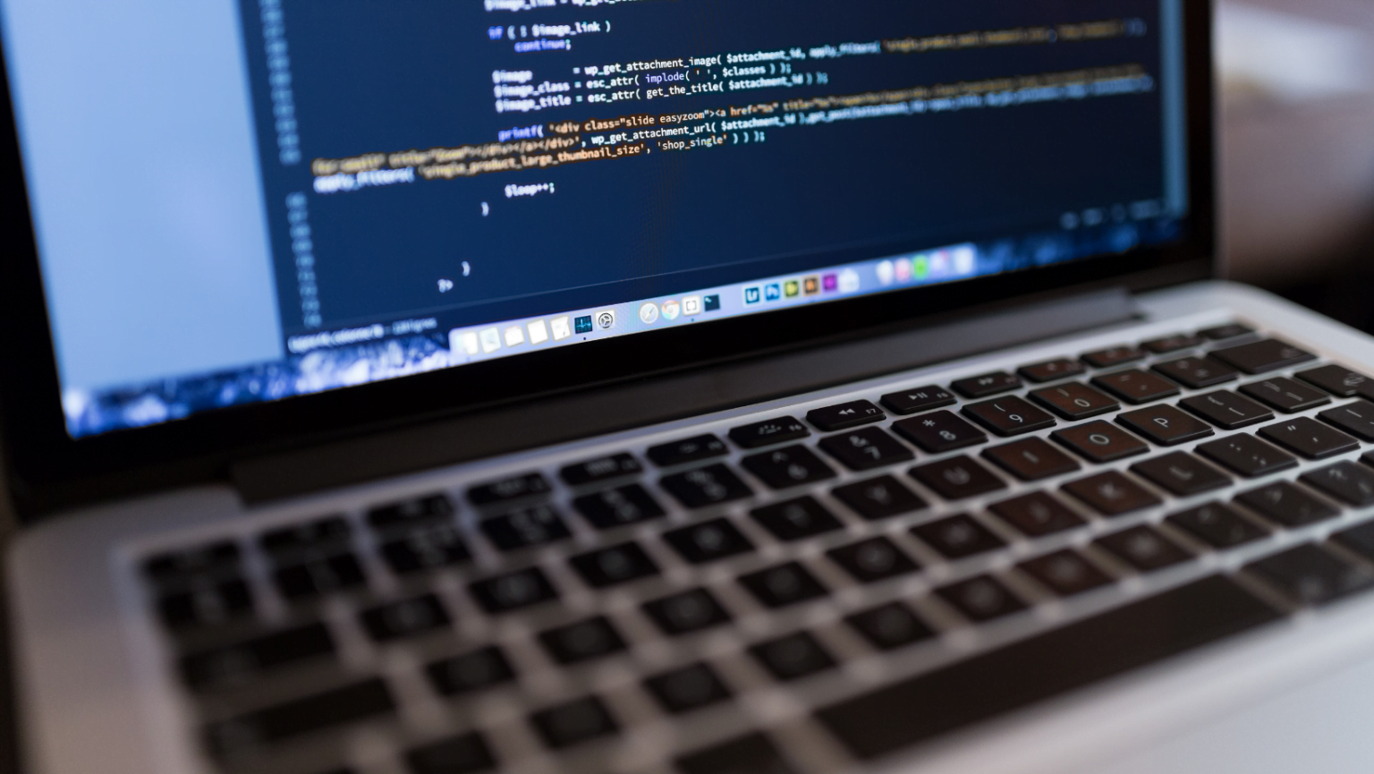 Como as fábricas de software podem agilizar a transformação digital das empresas
