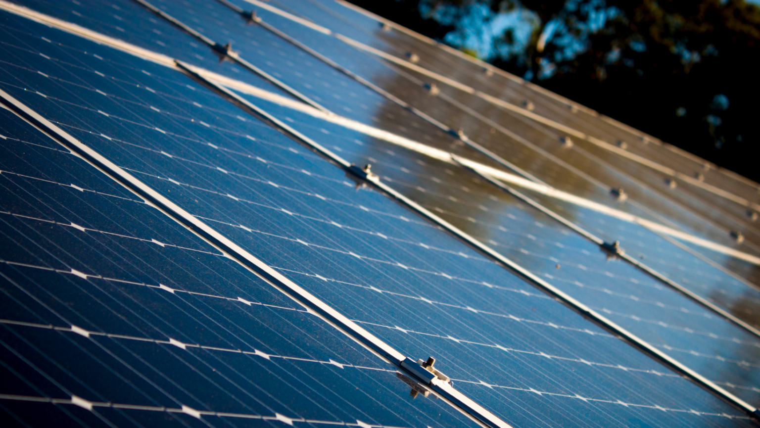 Startup de investimentos em energia solar e fontes renováveis recebe aporte da JKH Capital Startup de investimentos em energia solar e fontes renováveis recebe aporte da JKH Capital