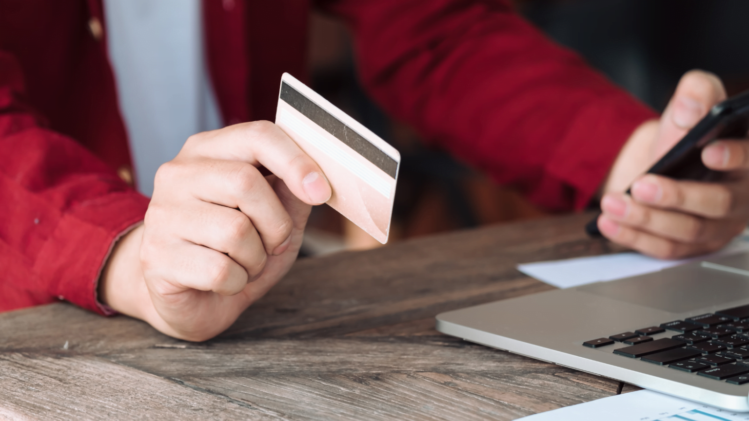 Transformação digital e pandemia: como o e-commerce ajudou empresas a superarem a crise causada pelo coronavírus? Transformação digital e pandemia: como o e-commerce ajudou empresas a superarem a crise causada pelo coronavírus?