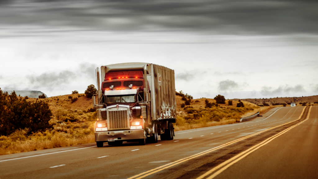 Como a tecnologia eleva a gestão e a produtividade do transporte de cargas