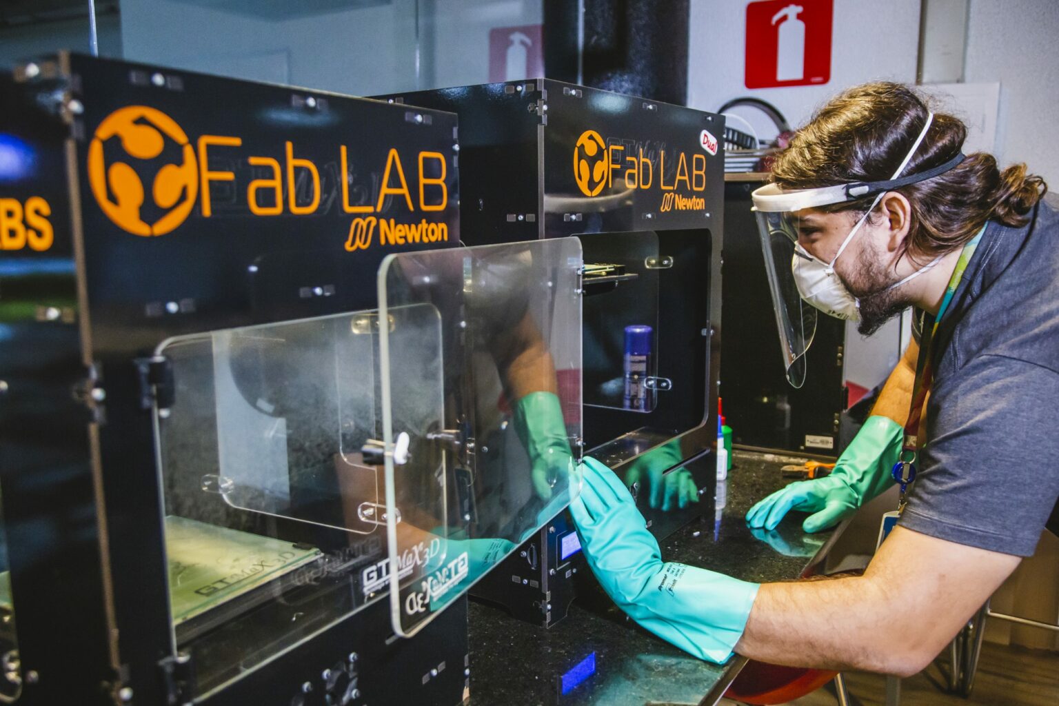 Como a Cultura Maker e estruturas de Fab Labs estão ajudando no combate à covid-19