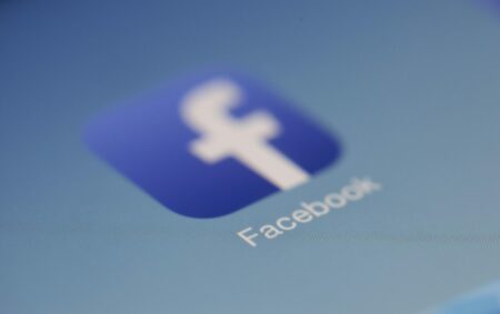 Facebook lança programas de aceleração para impulsionar startups