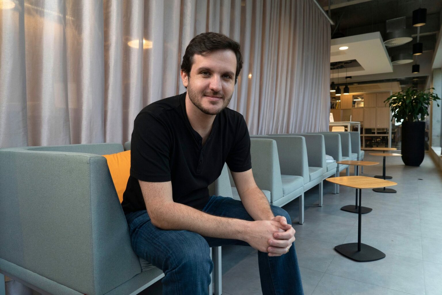Startup chilena de seguros recebe aporte de R$ 100 milhões e chega ao Brasil Startup chilena de seguros recebe aporte de R$ 100 milhões e chega ao Brasil