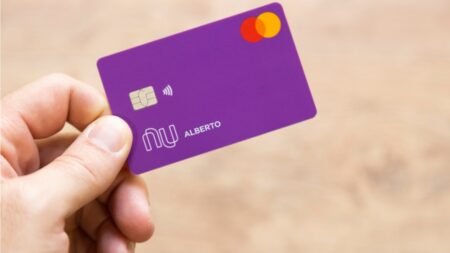Nubank lança ferramenta para ajudar na divisão de pagamentos