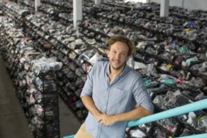 Lojas Renner adquire startup que oferece revenda de produtos on-line Lojas Renner adquire startup que oferece revenda de produtos on-line