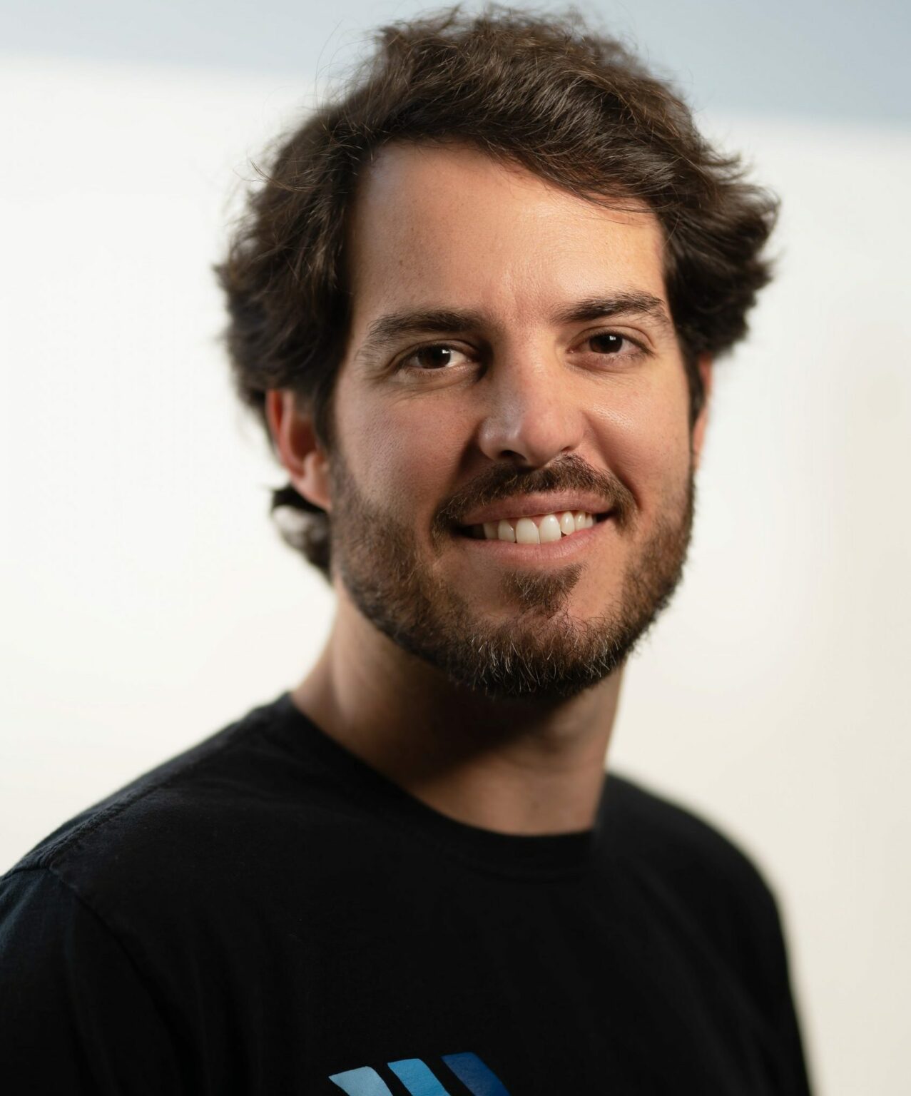 Startup do mercado automotivo arrecada US$ 700 milhões e passa a ser avaliada em US$ 8,7 bilhões Startup do mercado automotivo arrecada US$ 700 milhões e passa a ser avaliada em US$ 8,7 bilhões