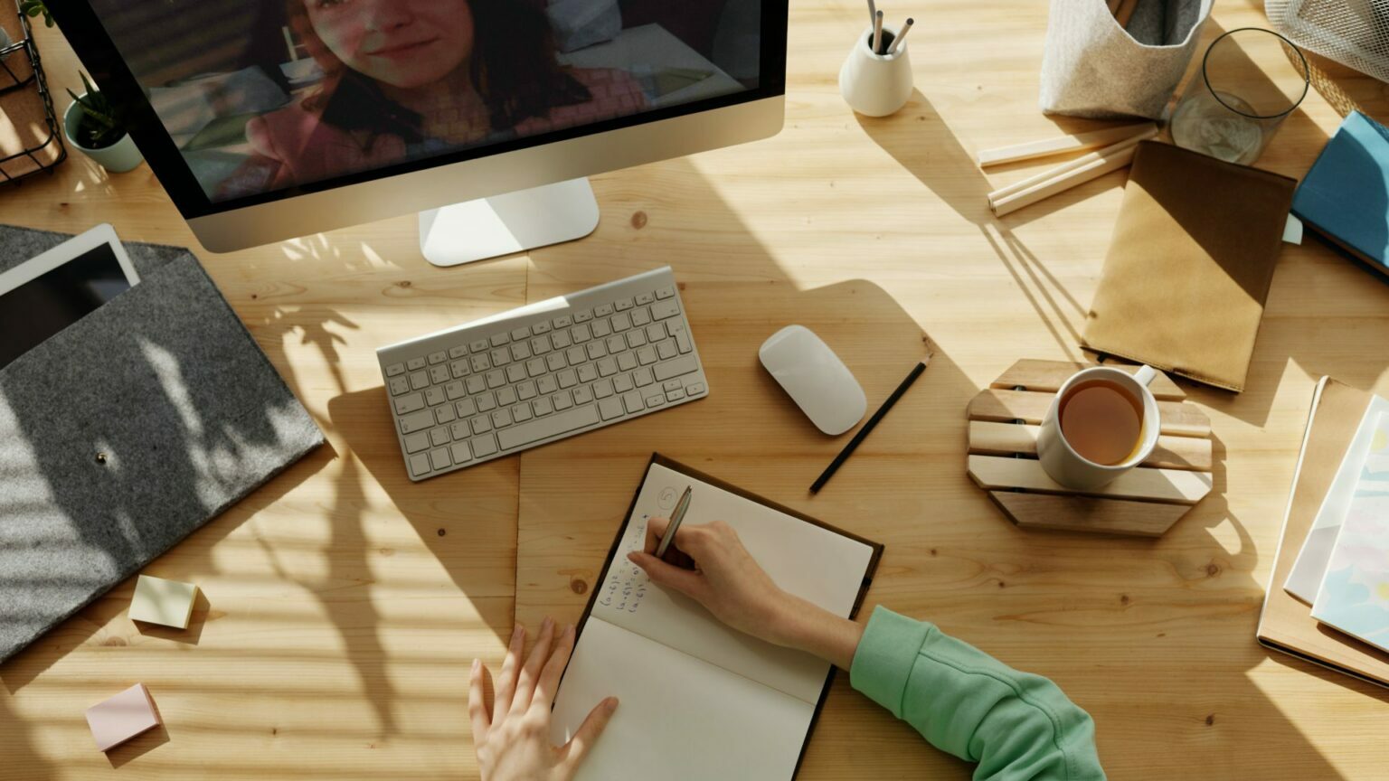SAP lança iniciativa gratuita para oferecer cursos e certificações para 4 mil jovens SAP lança iniciativa gratuita para oferecer cursos e certificações para 4 mil jovens