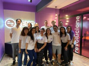 Time de colaboradores da Zeno / Divulgação
