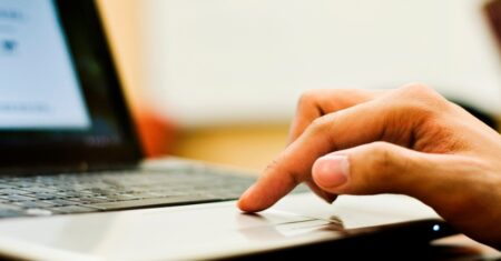 Empresa disponibiliza curso online para ajudar na retomada das atividades presenciais