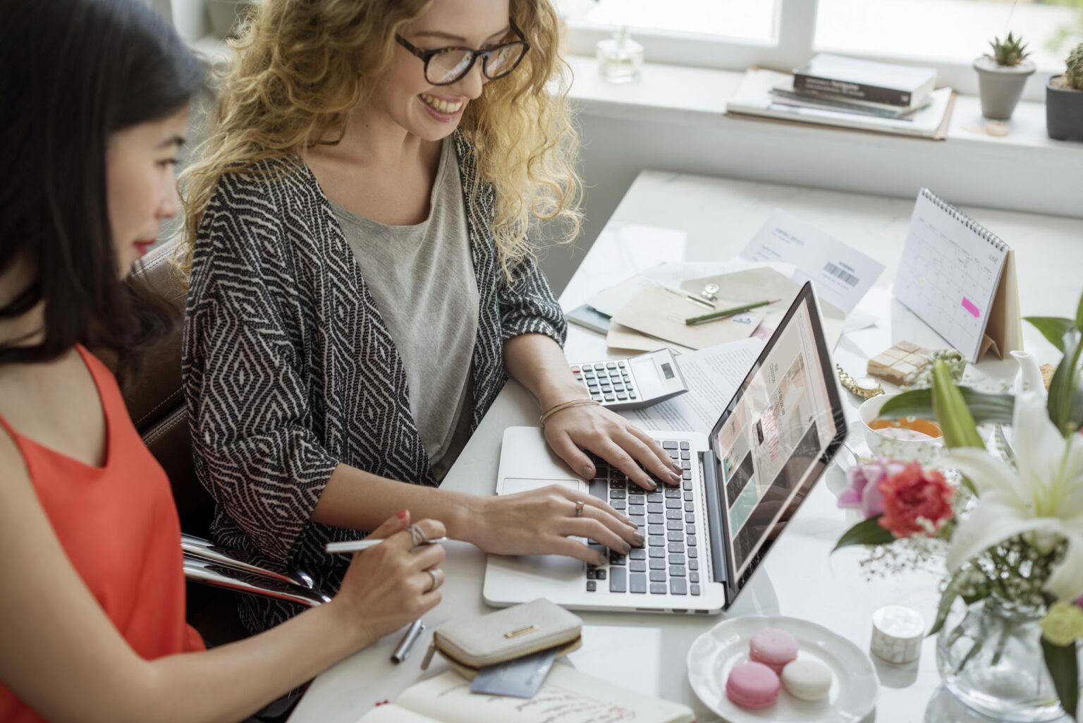 Na prática: 8 dicas para melhorar suas vendas e o desempenho do seu negócio Na prática: 8 dicas para melhorar suas vendas e o desempenho do seu negócio