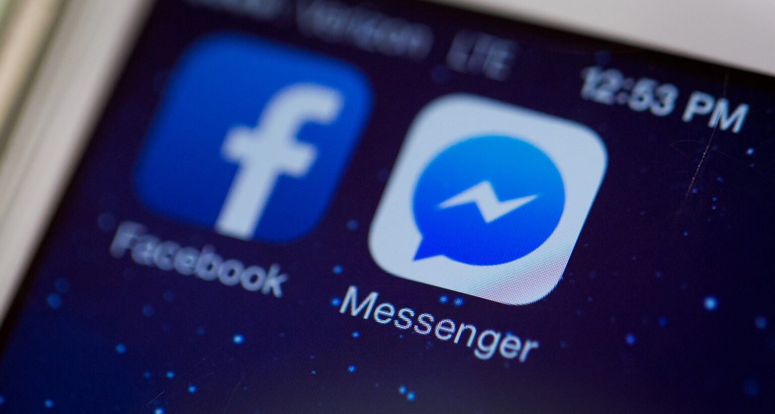 Facebook Messenger apresenta novo recurso para que usuários assistam vídeos juntos Facebook Messenger apresenta novo recurso para que usuários assistam vídeos juntos