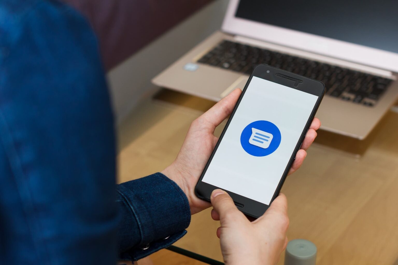 Google lança serviço de mensageria para facilitar comunicação entre empresas e clientes