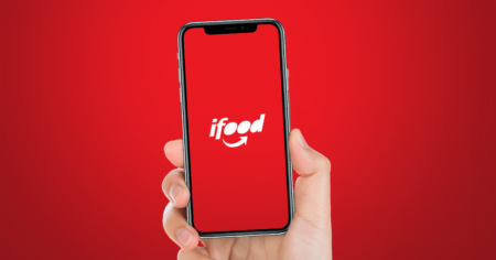 iFood anuncia aquisição de empresa para acelerar entregas de mercado e conveniência