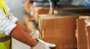 Equilíbrio entre o custo dos serviços e o que é oferecido estão entre os principais desafios do setor de logística, revela pesquisa