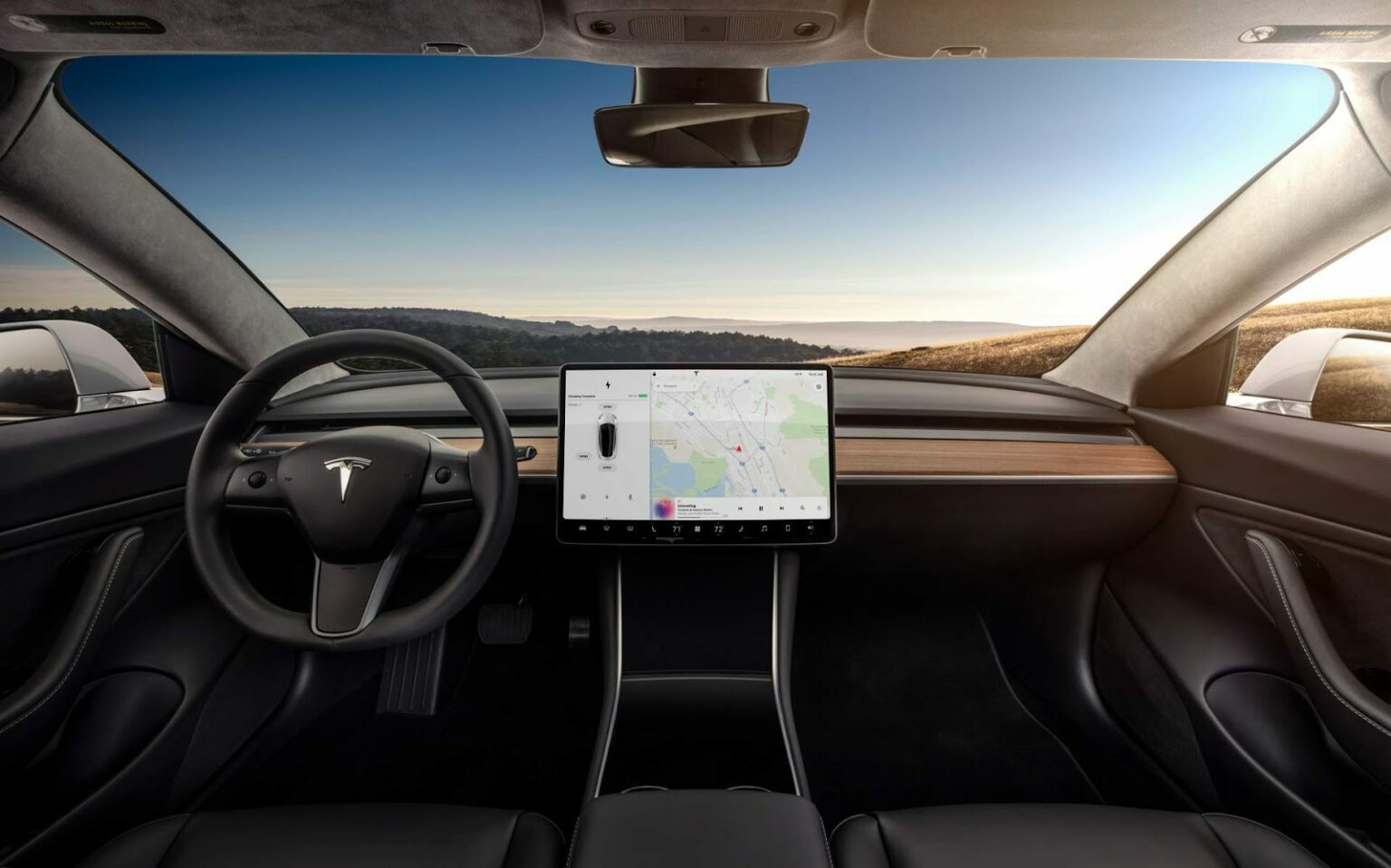 Piloto automático da Tesla salva motorista de acidente Piloto automático da Tesla salva motorista de acidente