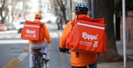 Em parceria com restaurantes, entregadores da Rappi terão desconto em alimentação