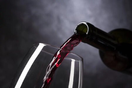 Startup de vinho cria solução para bares e restaurantes