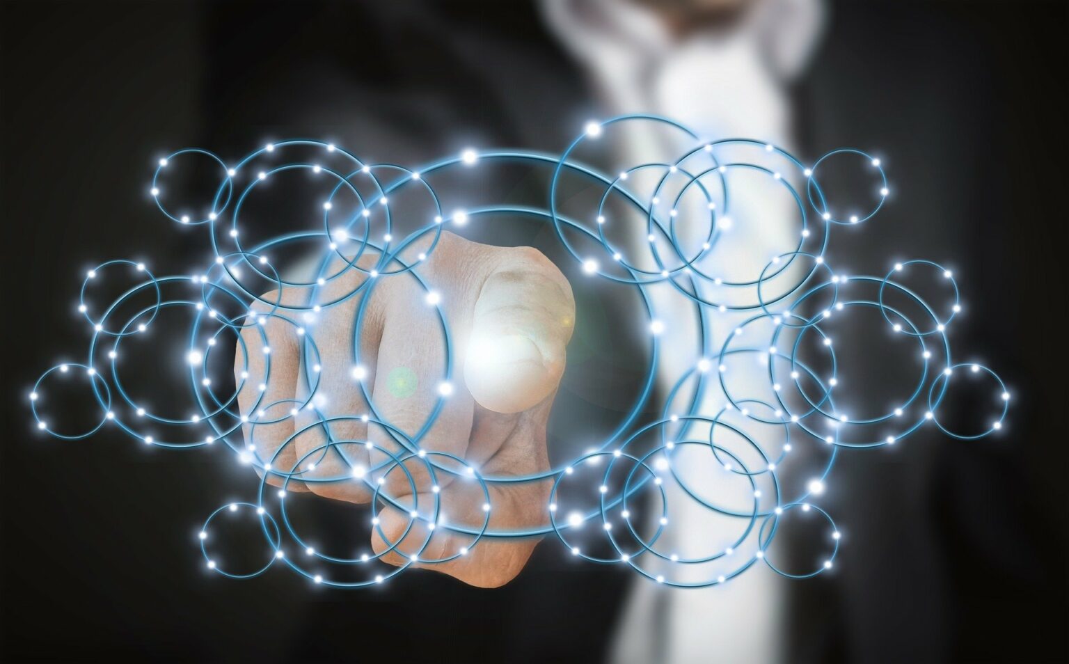Saiba 4 formas de potencializar a experiência do cliente utilizando inteligência artificial Saiba 4 formas de potencializar a experiência do cliente utilizando inteligência artificial