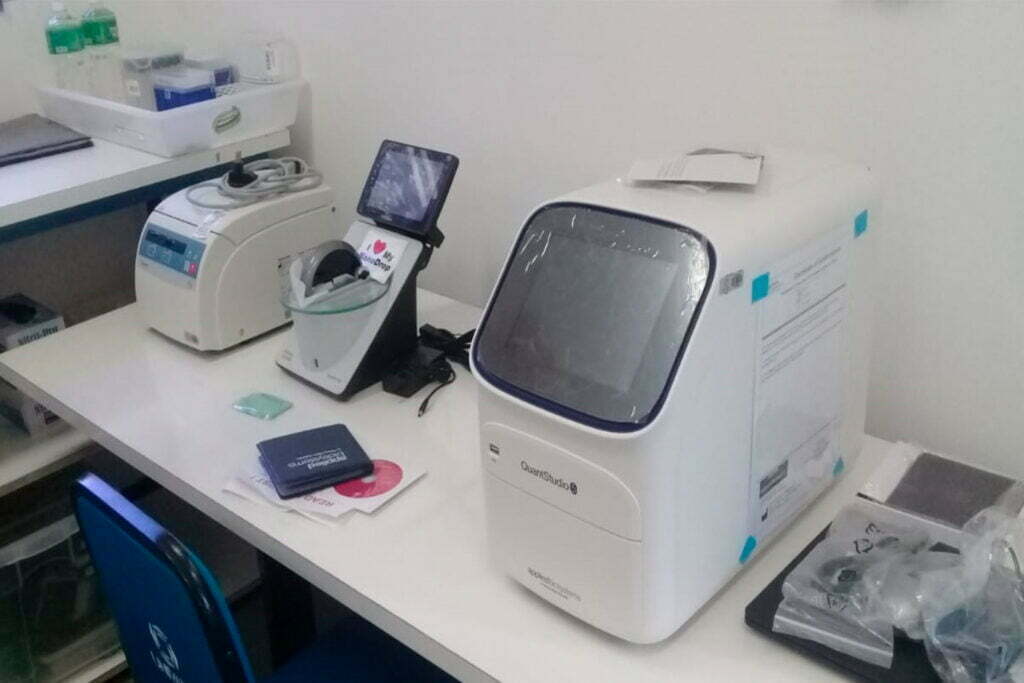 Universidade compra kits de testes que detectam coronavírus
