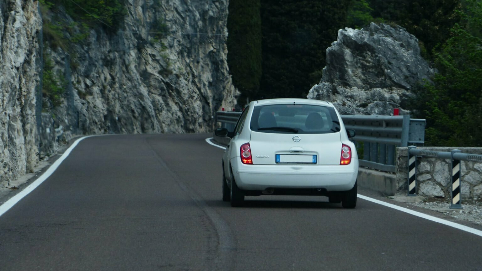 Conheça a startup de carros compartilhados via aplicativo que desafia as locadoras tradicionais