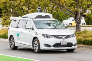 Waymo amplia rodada de investimento para US$3 bilhões