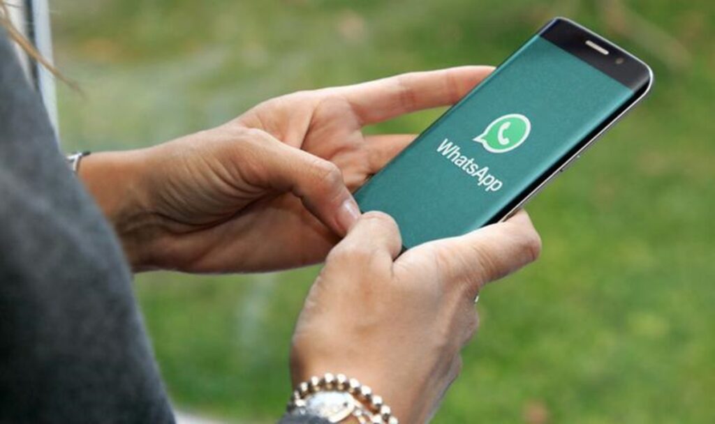 WhatsApp anuncia recurso para pesquisar mensagens no Google