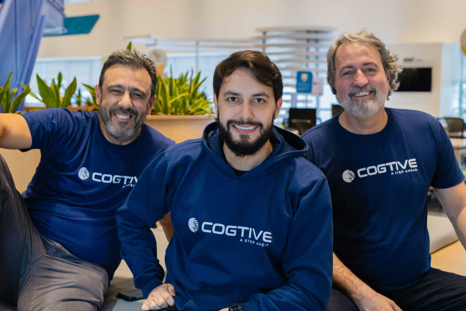 Reginaldo Ribeiro [ao centro], um dos fundadores da COGTIVE, ao lado de Cândido Ouro Preto e Ricardo Borgatti Neto