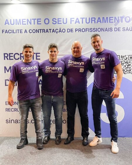 Vinicius Nastrini, Guilherme Nastrini, Ricardo Cunha e Bernardo Cunha, representantes da Sinaxys