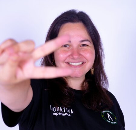 "Antes de tudo, lidamos com seres humanos": conheça Natália Bertussi, que já apoiou mais de 8 mil startups no Brasil