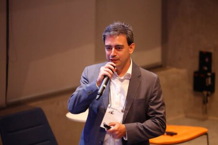 Tiago Brasil, fundador da Build from Scratch e do Greentech Business. Crédito da imagem: Carla Camp