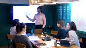 Startups têm vagas disponíveis em diversas áreas; confira