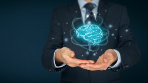 7 em cada 10 empresas brasileiras investirão em Inteligência Artificial em 2023, afirma pesquisa