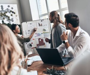 Inovação aberta: vantagens econômicas para as empresas que adotarem este modelo de negócio Inovação aberta