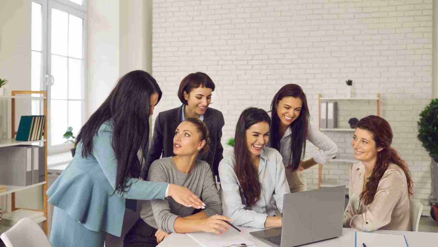 Por que investir em uma WomenTech?