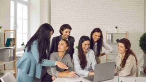 Por que investir em uma WomenTech? Por que investir em uma WomenTech?