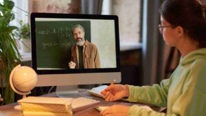 Google anuncia doação de 23 mil bolsas de estudos online para profissionais de Pernambuco