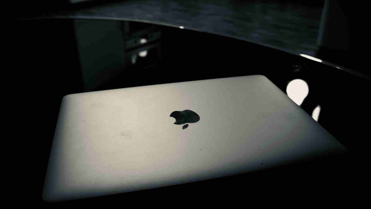 Apple abre vagas para especialistas em IA generativa