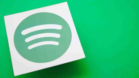 Layoff: Spotify demite 200 colaboradores da divisão de podcasts