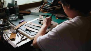 Enjoei adquire Elo7 para expandir mercado de artesãos brasileiros