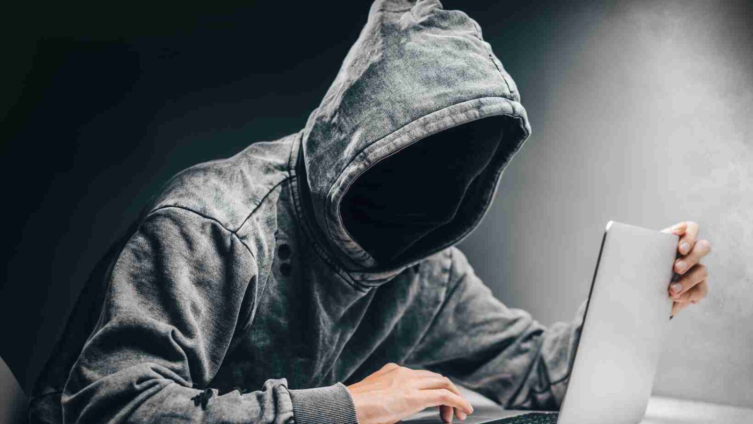 5 coisas que você talvez não saiba, mas são crimes virtuais