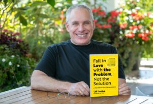 "O empreendedor que tem medo de falhar, já falhou": Uri Levine, fundador do Waze, fala sobre trajetória e mercado brasileiro