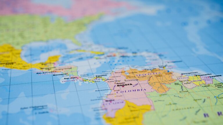 Fintechs ainda são a grande aposta da América Latina, afirma AWS américa latina latino-americanas fintechs