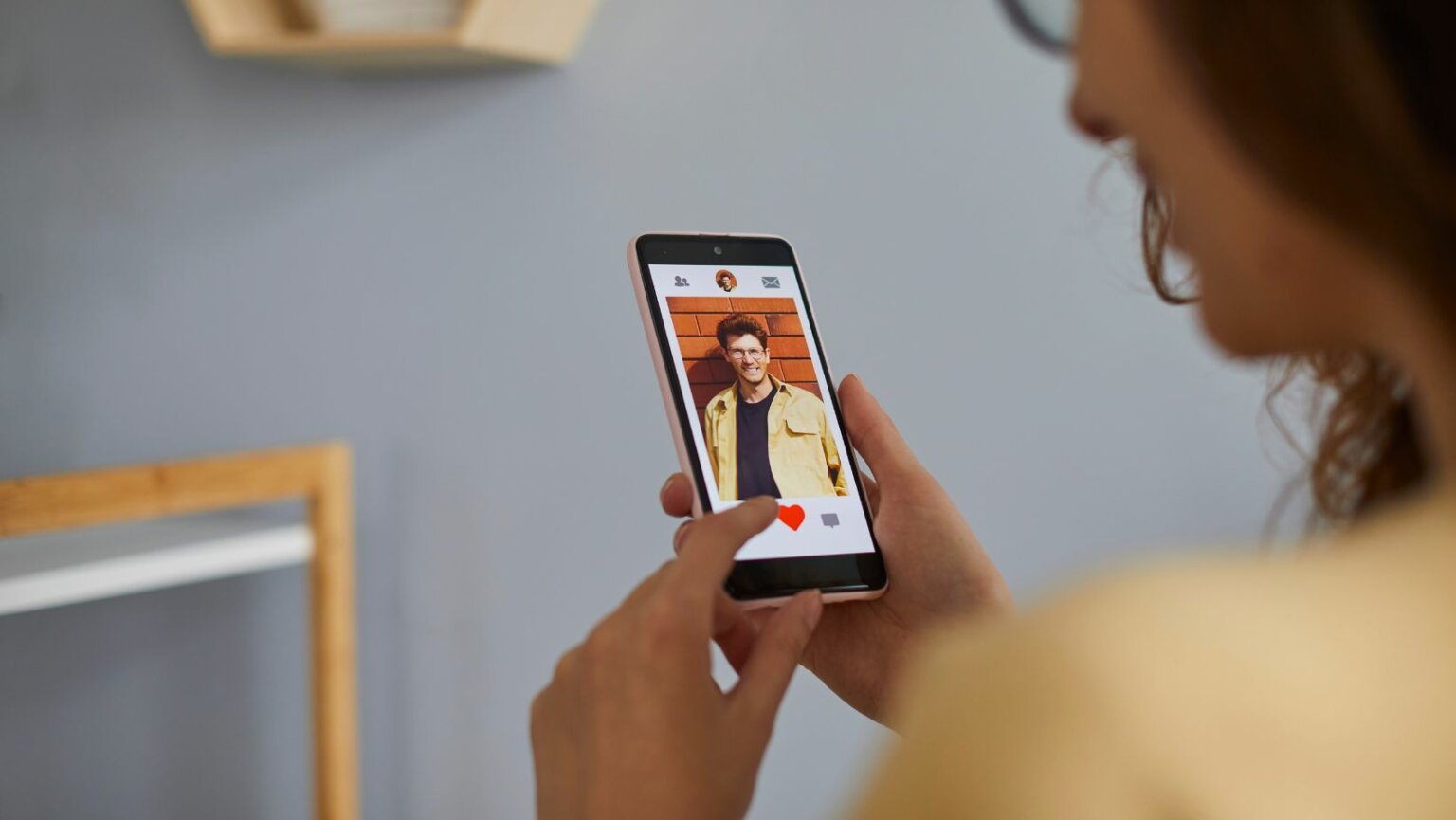 Bumble lança recurso de IA para detectar contas fake Bumble